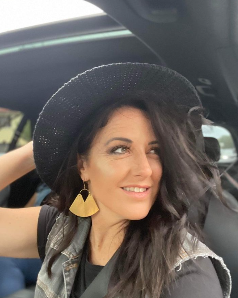 Embrace Seasonal Hair Care: Transform Your Routine with Gold Hair Collection for Maximum Results