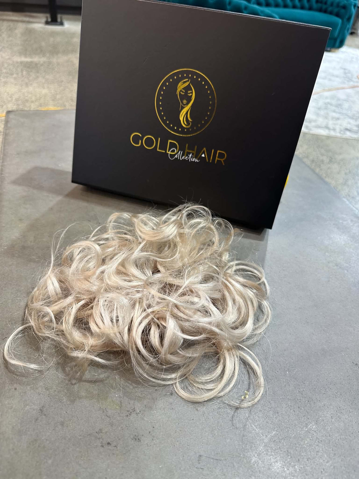 Hope human hair scrunchie in platinum blonde – 100% human hair | Salon Gold Hair