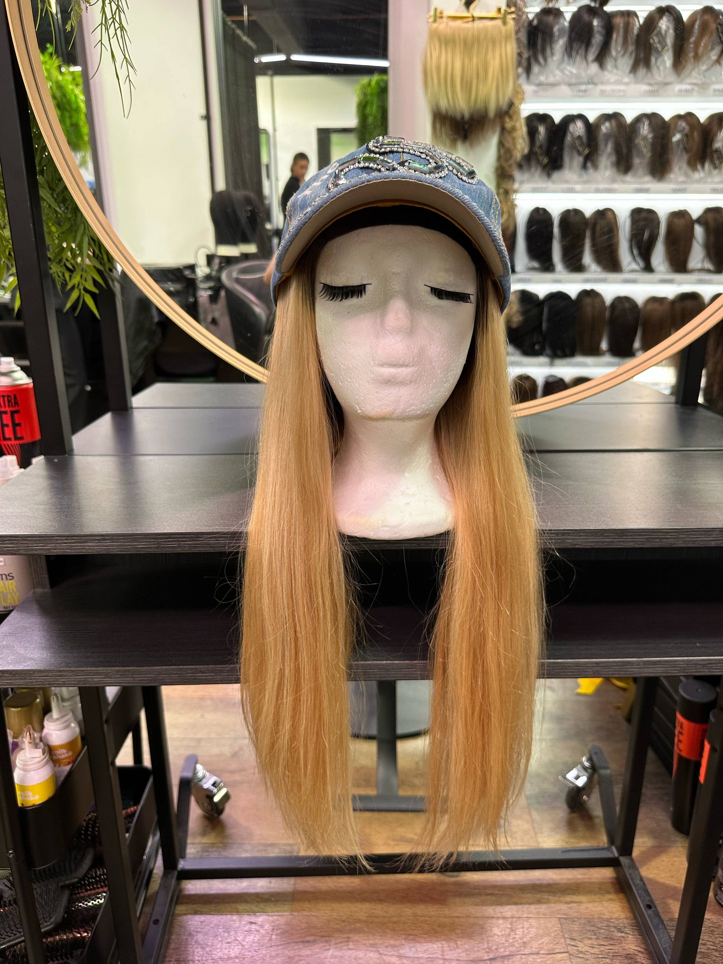 Cap Wig - 20" Natural/Golden Blonde