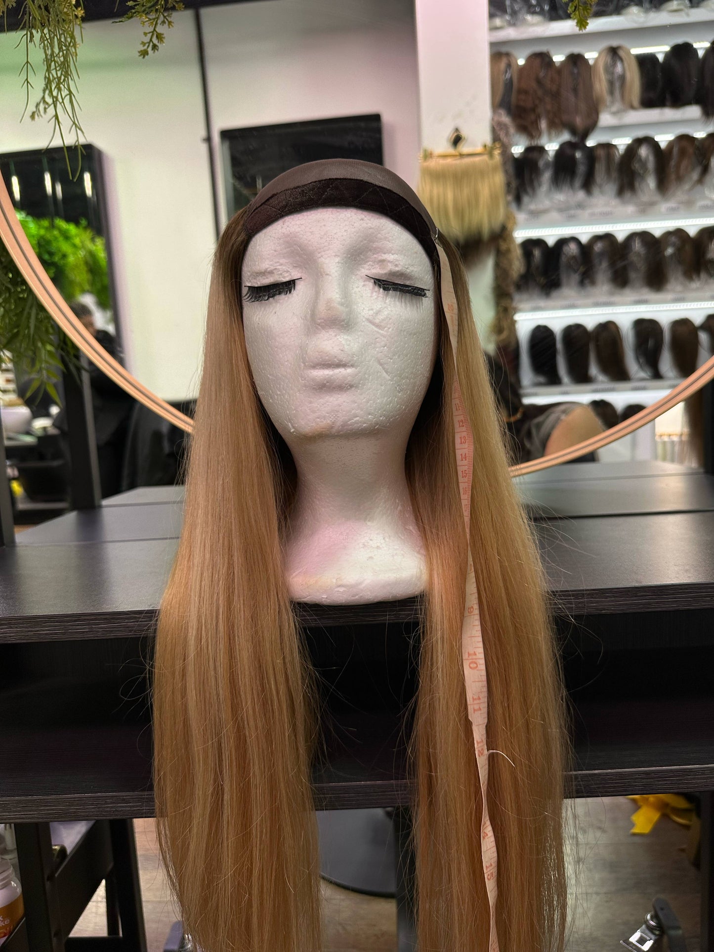 Cap Wig - 20" Natural/Golden Blonde
