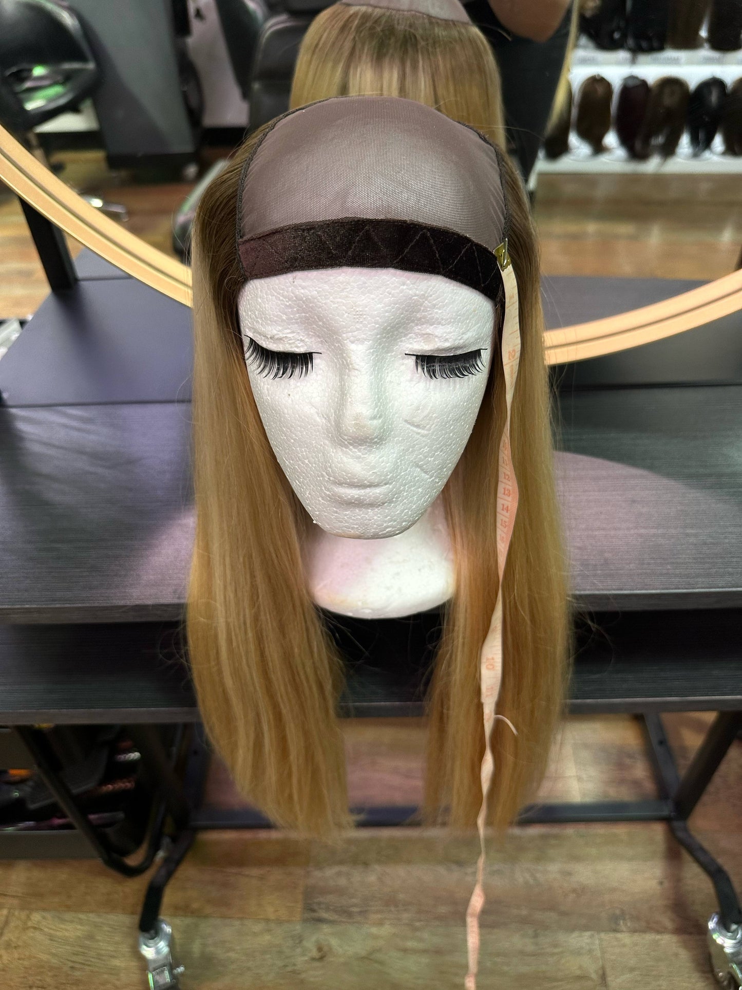 Cap Wig - 20" Natural/Golden Blonde