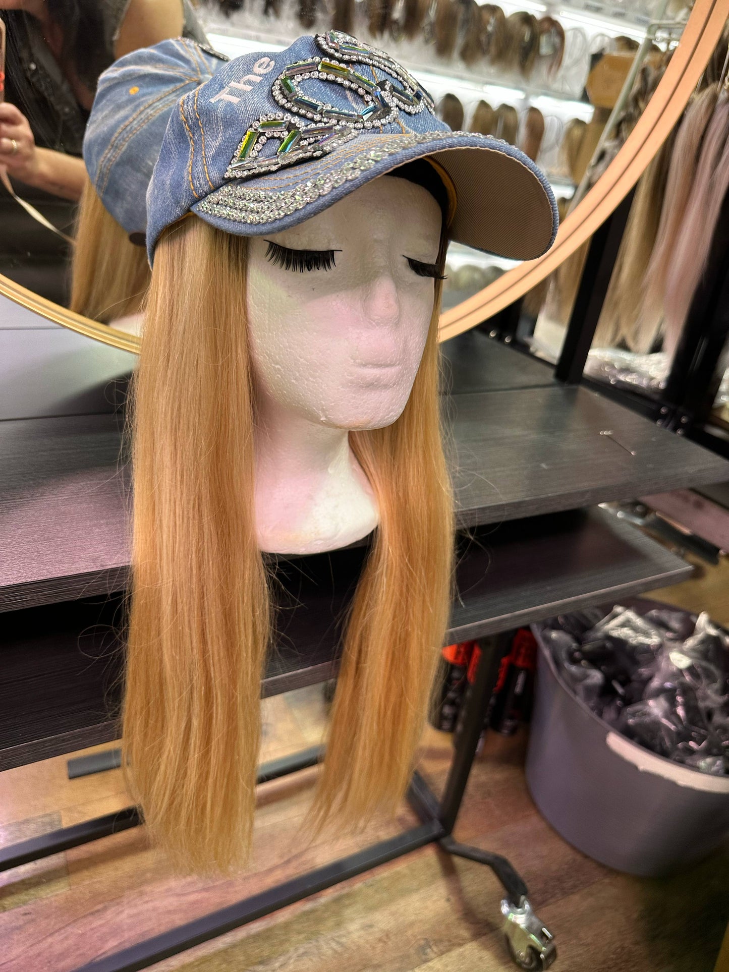 Cap Wig - 20" Natural/Golden Blonde