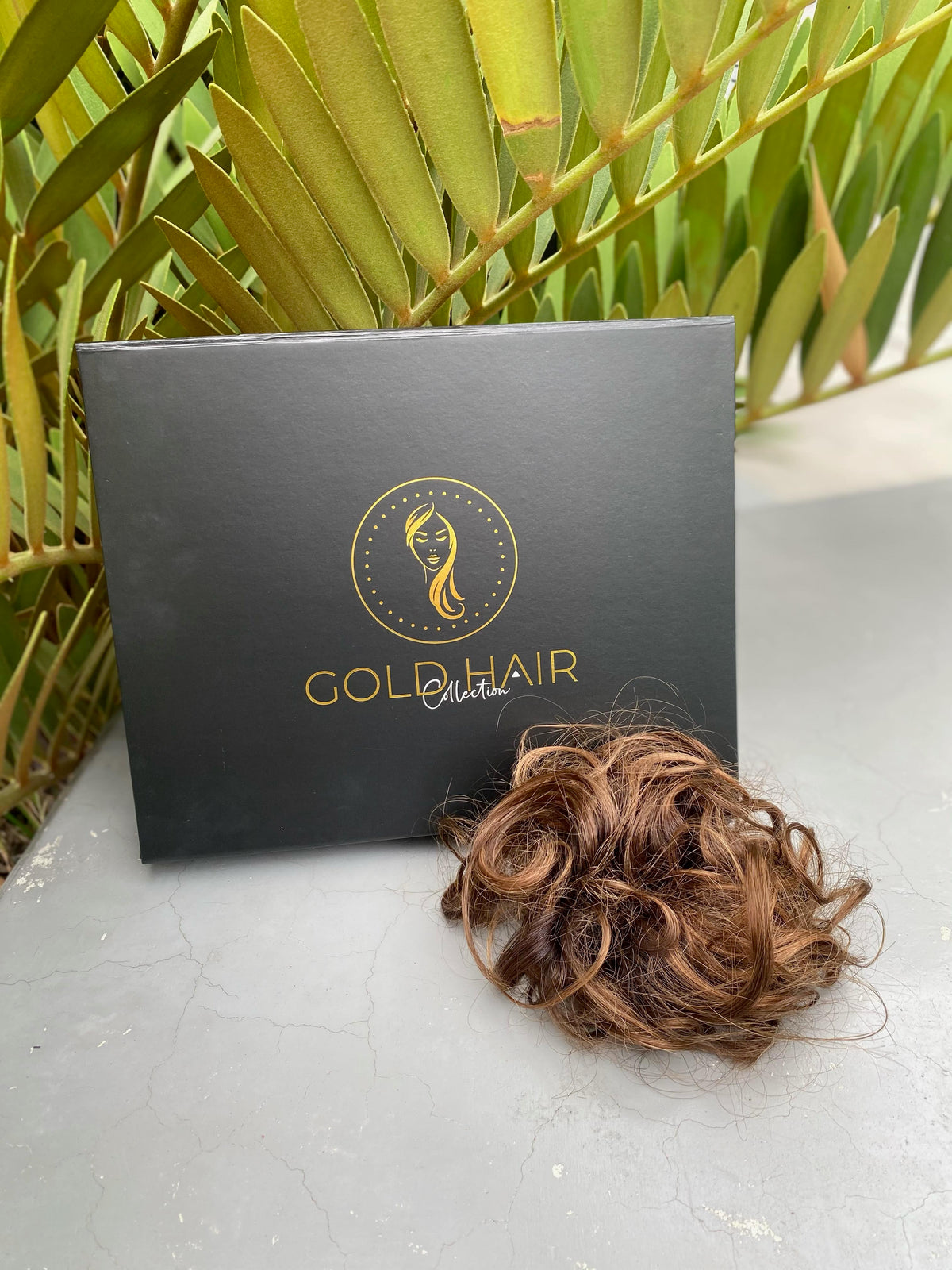 Suzi human hair scrunchie in auburn – 100% human hair | Salon Gold Hair
